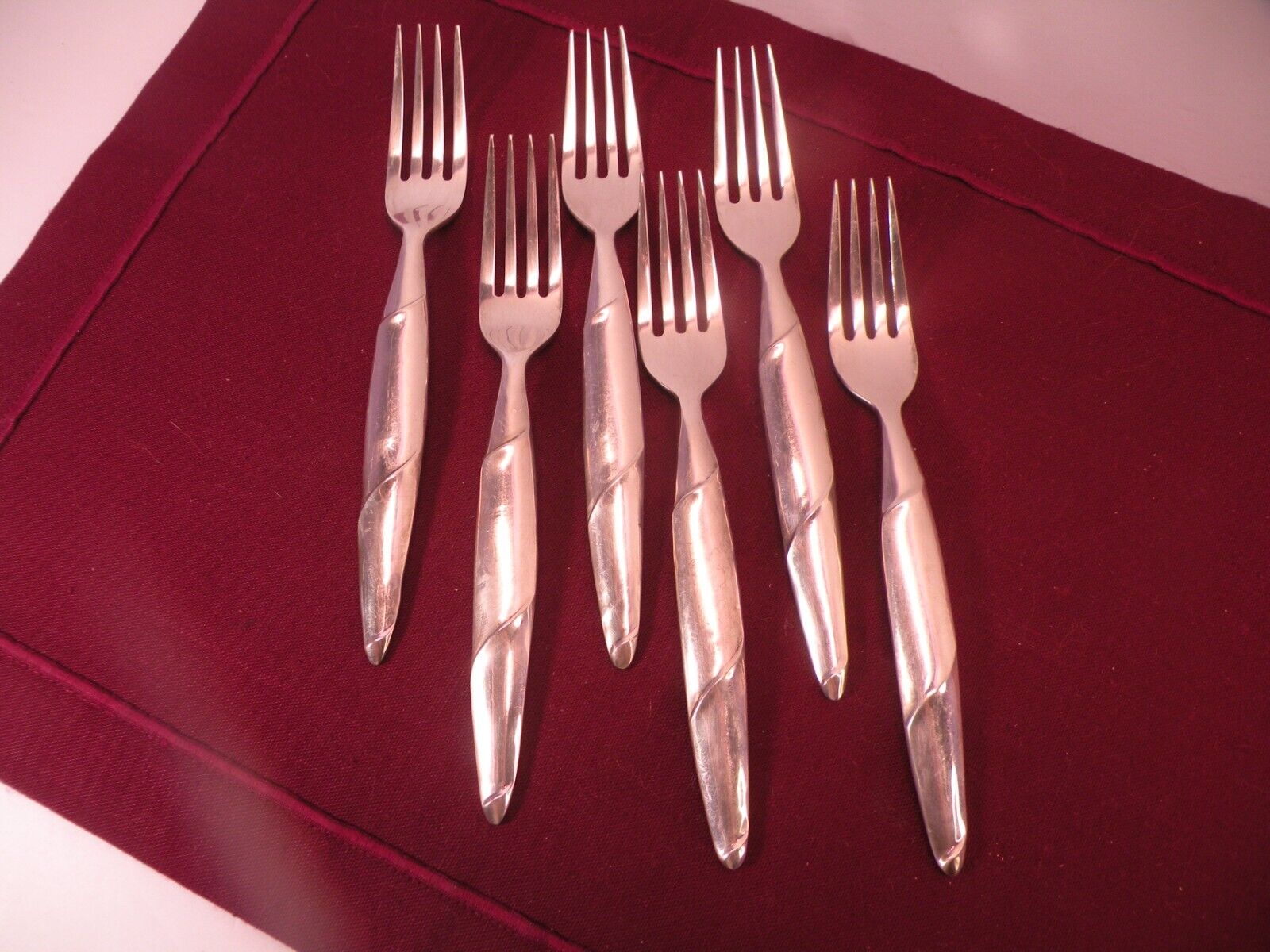 Set Of 6 Pottery Barn Salad Forks PBN37 Stainless Glossy Spiral Handle 7 1/8\