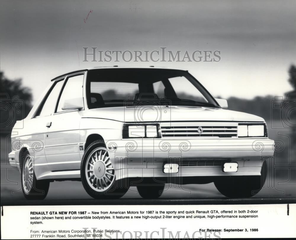 1986 Press Photo The new Renault GTA for 1987 from American Motors. - cvb26023