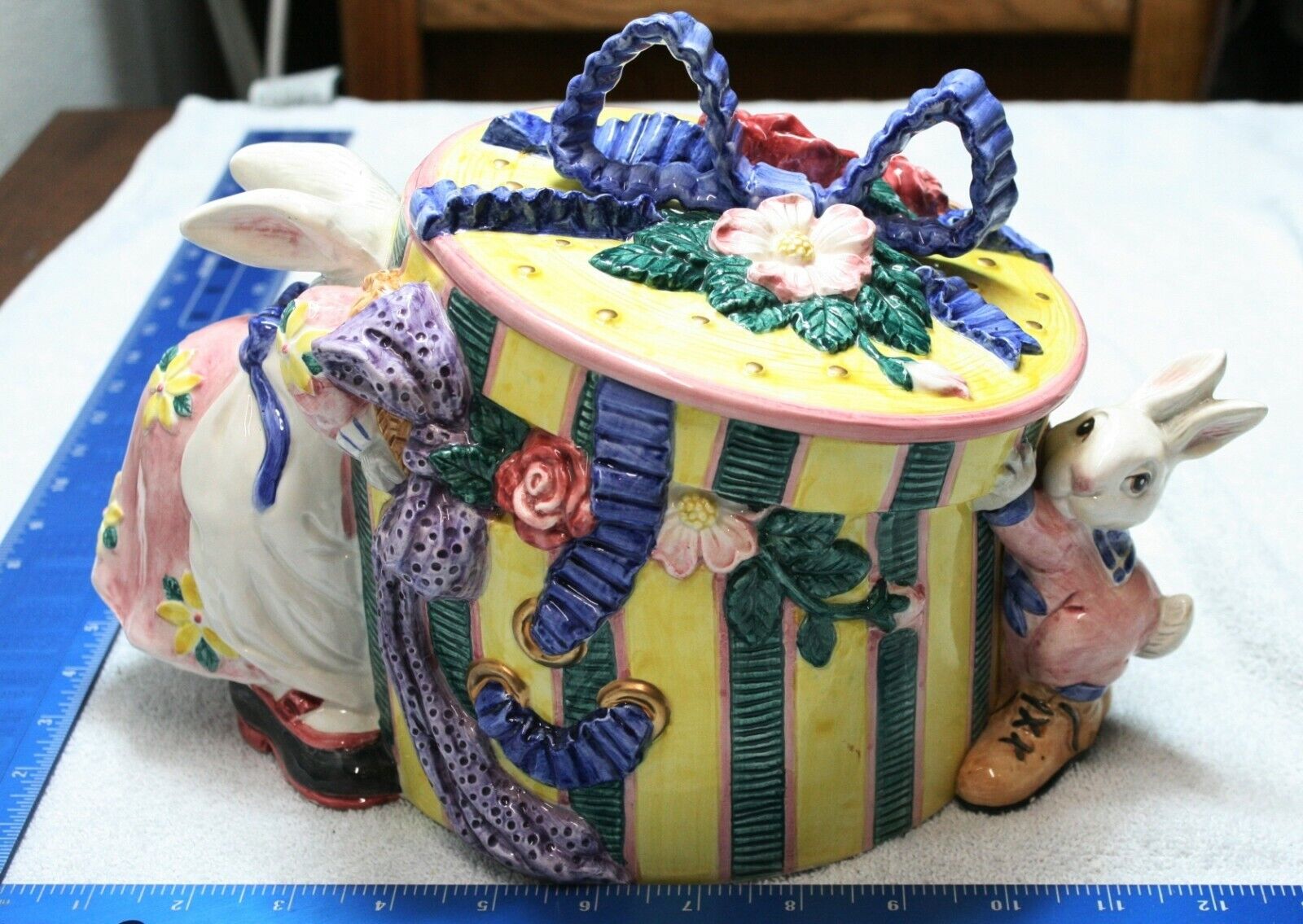 Fitz & Floyd Cotton Tailors Hat Bow Box Cookie Jar Baby Bunnies 1995 Retired