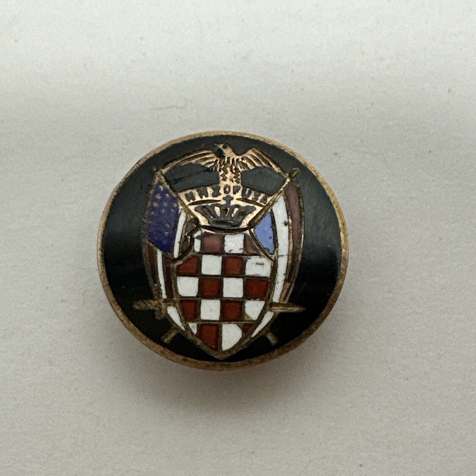 CROATIA NHZ of USA CROATIAN FRATERNAL UNION UNITED STATES 1897 1925 Button