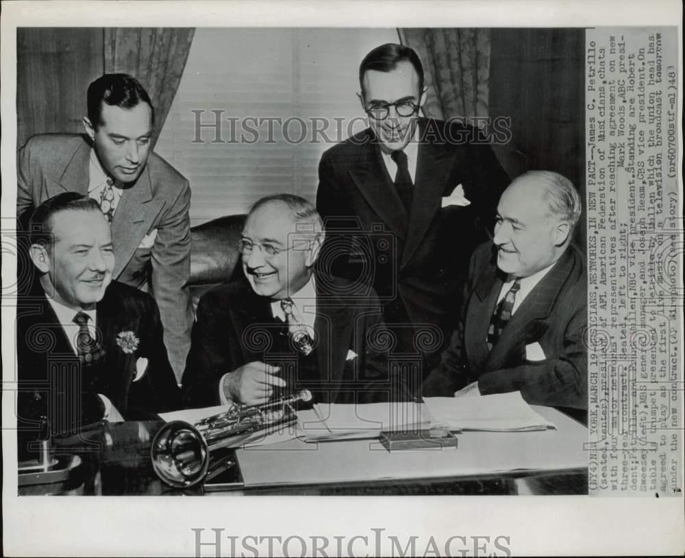 1948 Press Photo American Federation of Musicians Head Meets with Major Networks