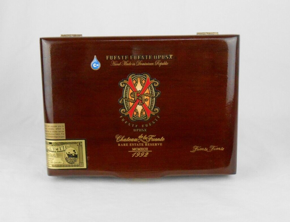 Fuente Fuente OpusX 1992 Empty Wooden Rare Estate Reserve Fine Cigar Box (32)