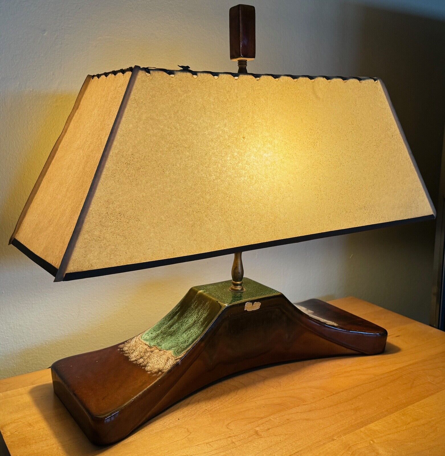 Vintage Royal Haeger Ceramic Lamp Fiberglass Shade Mid Century Lighting Modern