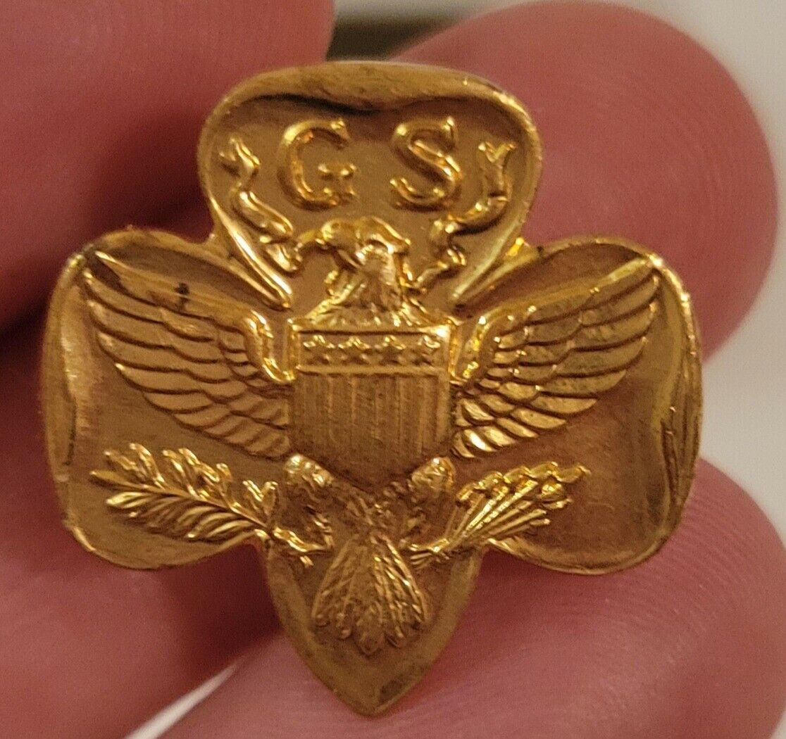 Vintage 1940s Girl Scout Pin/Pinback ~Super Collectable~ Gold Tone Clover Pin
