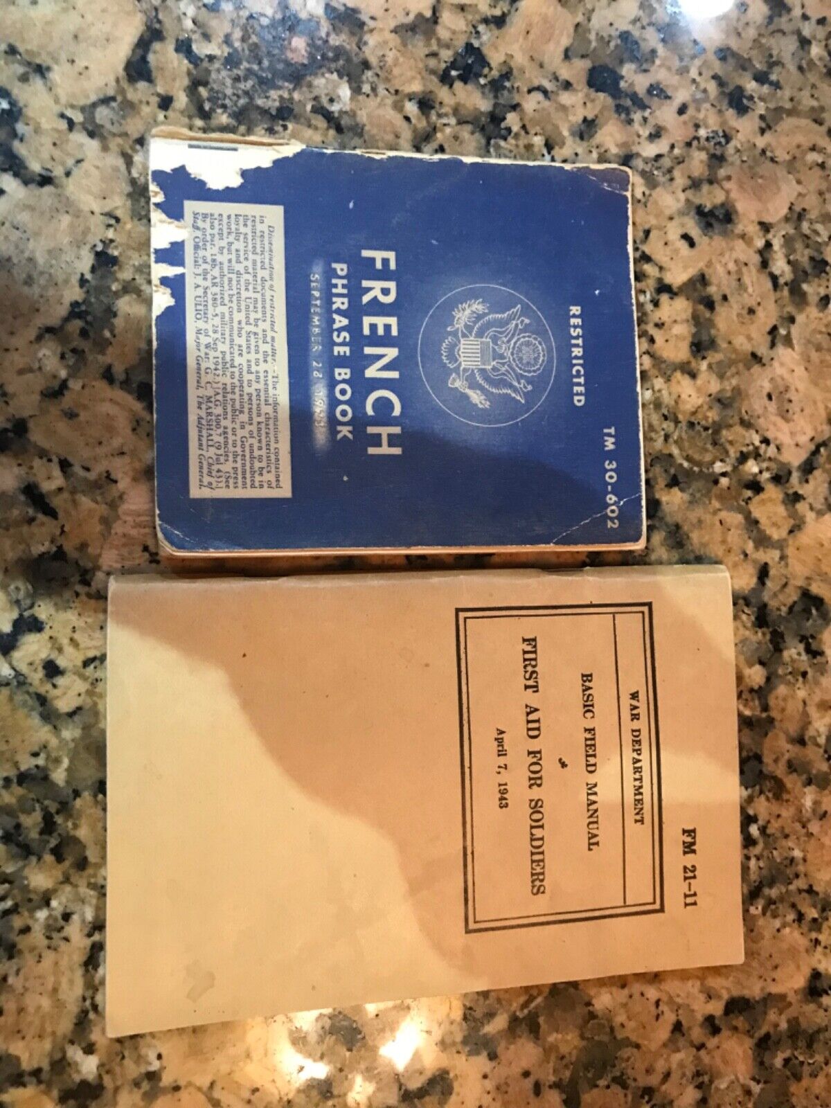 WWII French Phrase Book and Field Manual issues prior to D-Day
