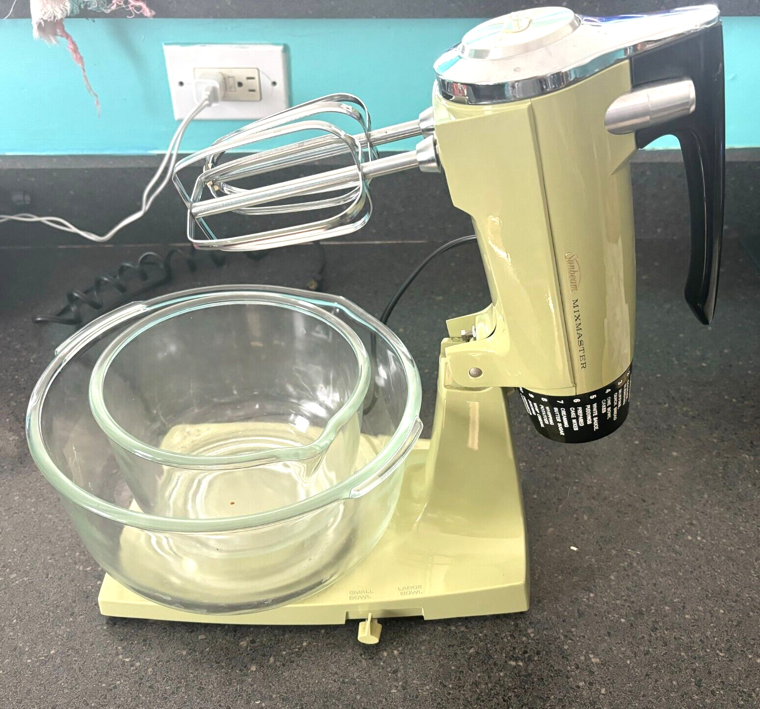 Vintage Sunbeam Mixmaster Stand Mixer 12 Speed + 2 Bowl  Beaters Avocado Green