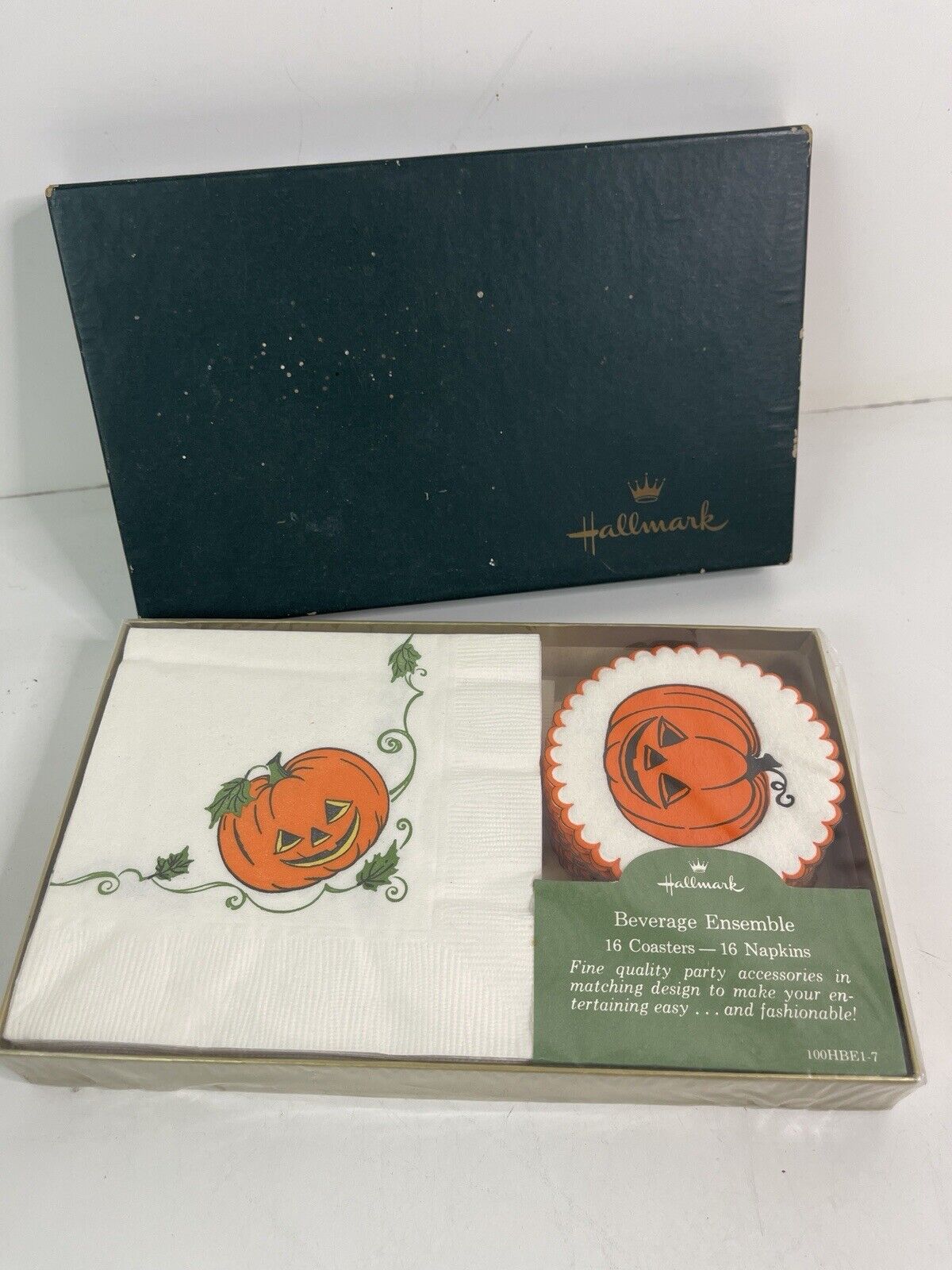 16 Vintage Hallmark Halloween Pumpkin Paper Napkins Coasters Decoupage Craft NOS