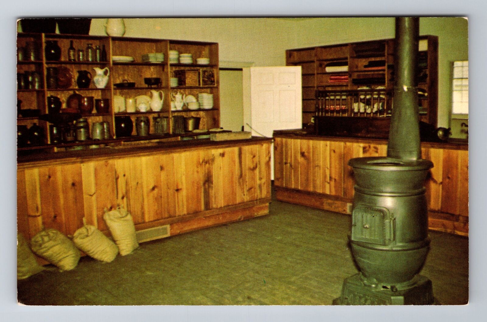 Ambridge PA-Pennsylvania, the Store Interior Old Economy, Vintage Postcard