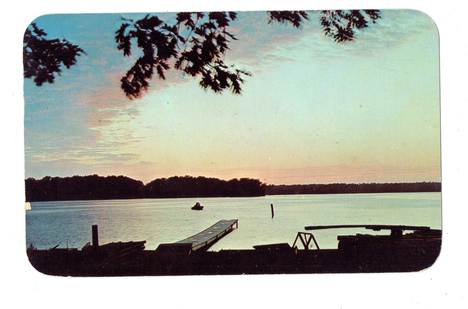 Vintage Postcards(1)MI, Dowagiac Indian Lake 24479-B P 8/9/1963 (#215)