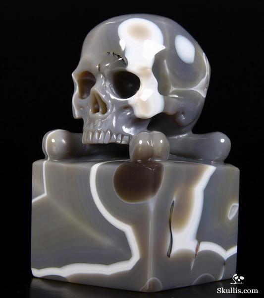 Oct 19, 2014 ACSAD (A Crystal Skull a Day) - Outside the Box - Agate Carved