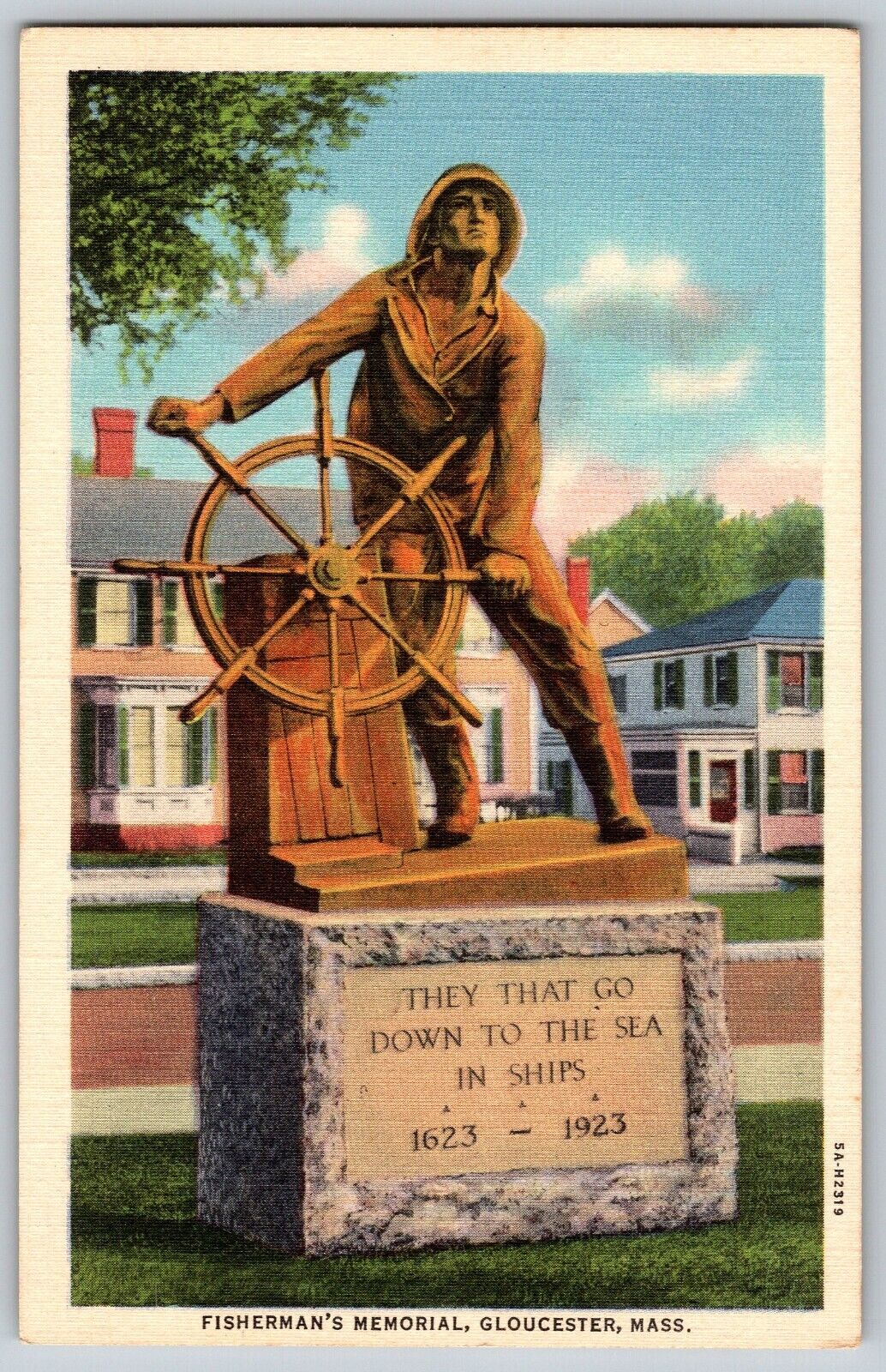 Gloucester, Massachusetts - Fisherman\'s Memorial - Vintage Postcard - Unposted