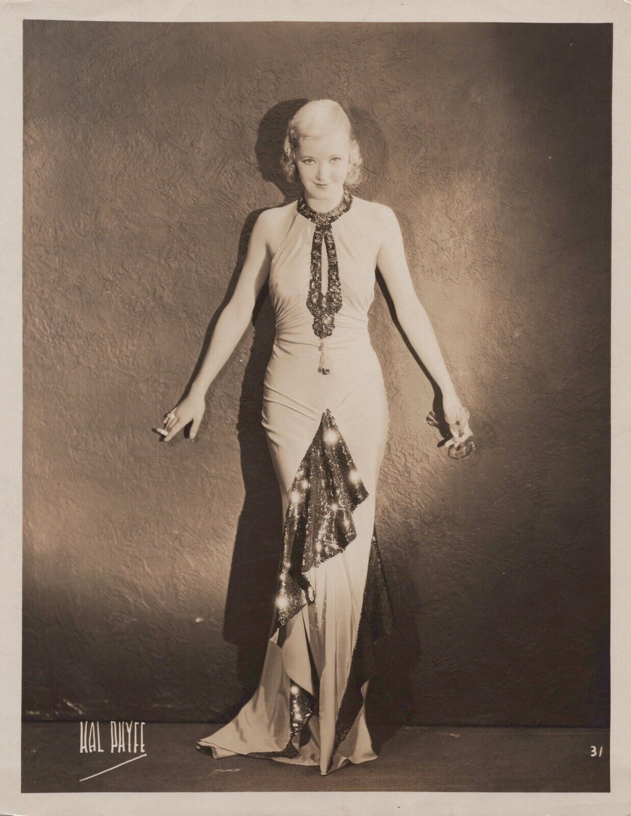 Linda Watkins (1930s) Stylish Glamorous Pose Vintage Photo by Hal Phyfe K 249