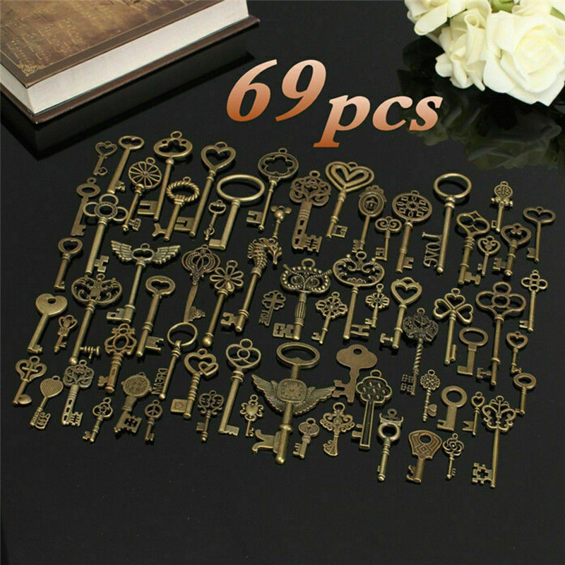 69 Pcs/Set Antique Vintage classic Ornate Skeleton Keys Necklace Pendant Decors