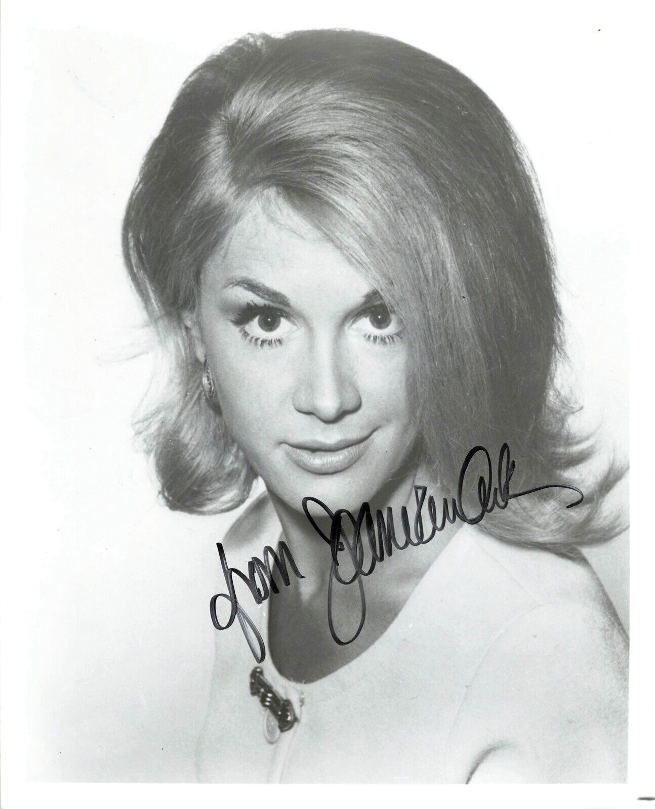 Joan Van Ark Knots Landing Actress Signed Autograph 8 x 10 Photo PSA DNA