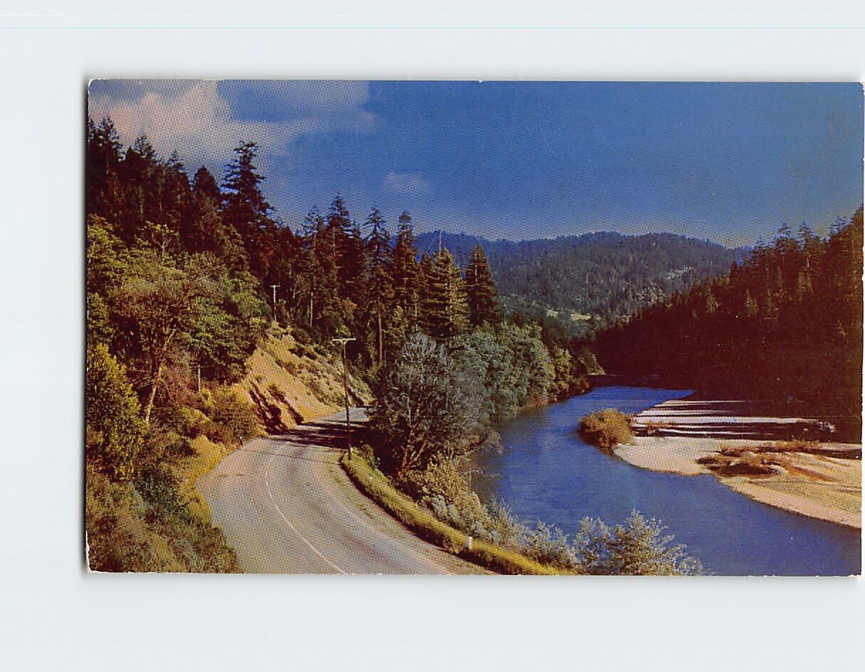 Postcard River and Highway in the Oregon Cascade