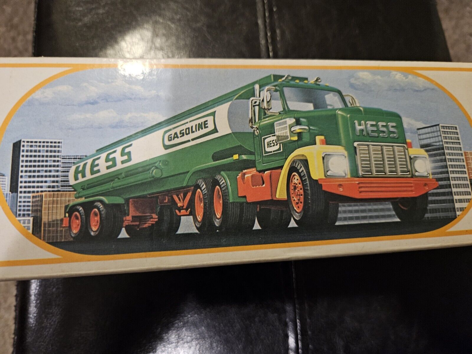 1984 Hess Toy Truck Bank OG INSERTS