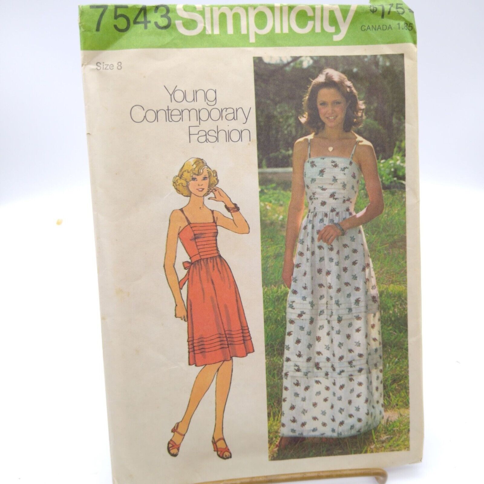 UNCUT Vintage Sewing PATTERN Simplicity 7543, Young Contemporary Fashion, Misses