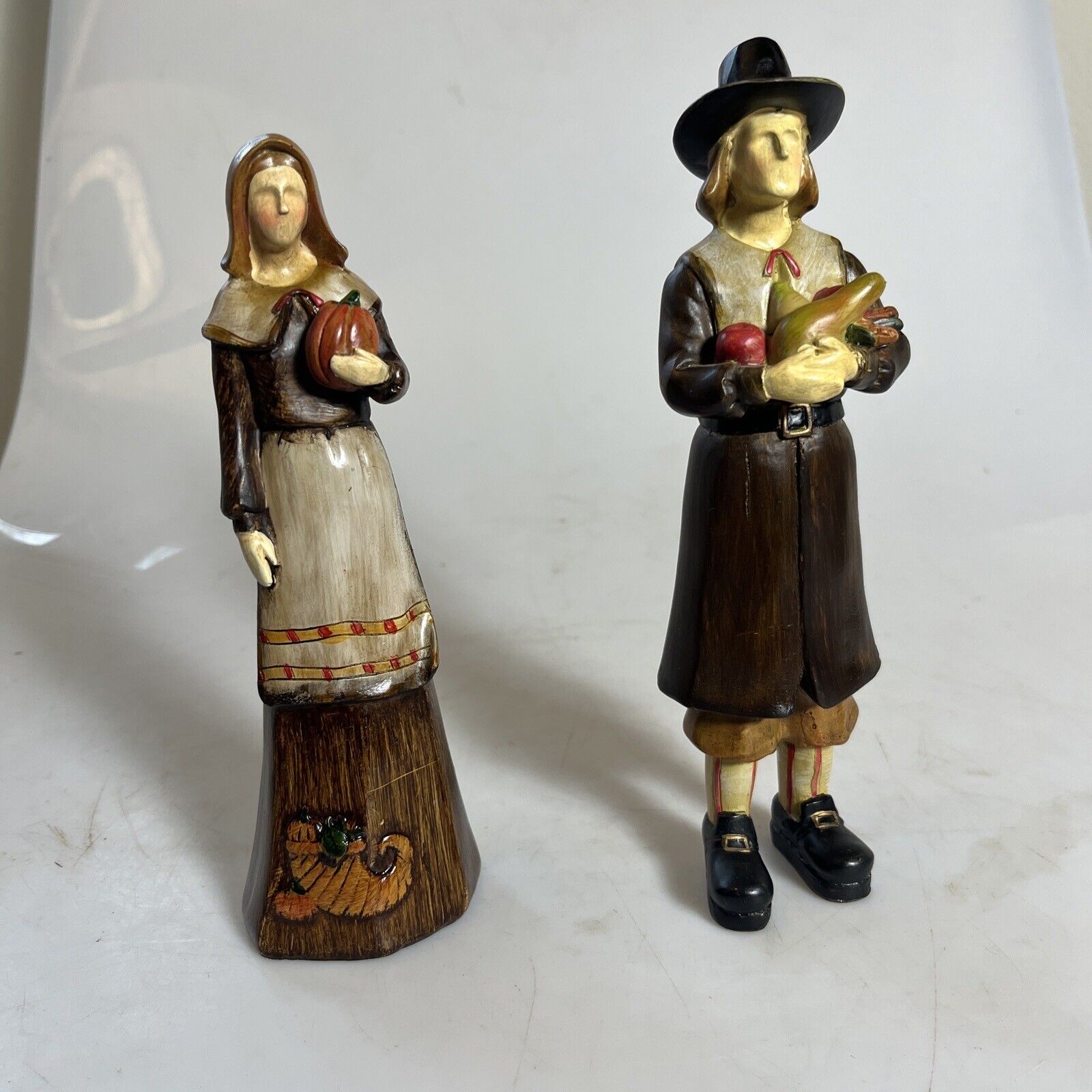 Vintage Ceramic Pilgrim Man And Women 9”