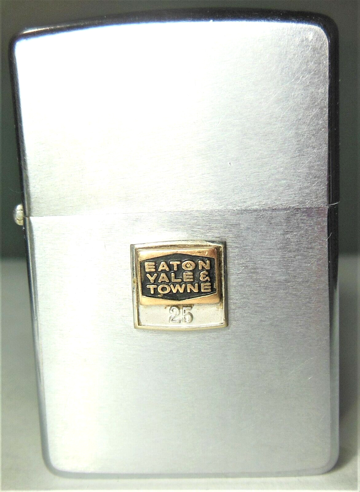 🔥Vtg.EATON YALE&TOWNE lock Mfg.Co.logo eployee service award 1967 ZIPPO lighter