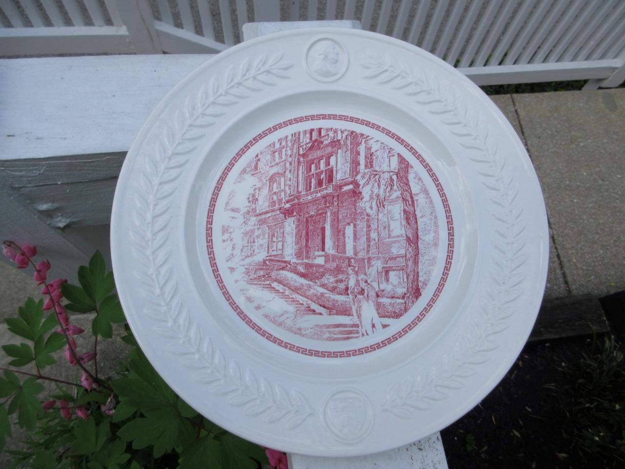 1940 Wedgwood University of Pennsylvania THE ENGINEERING STEPS Dinner Plate