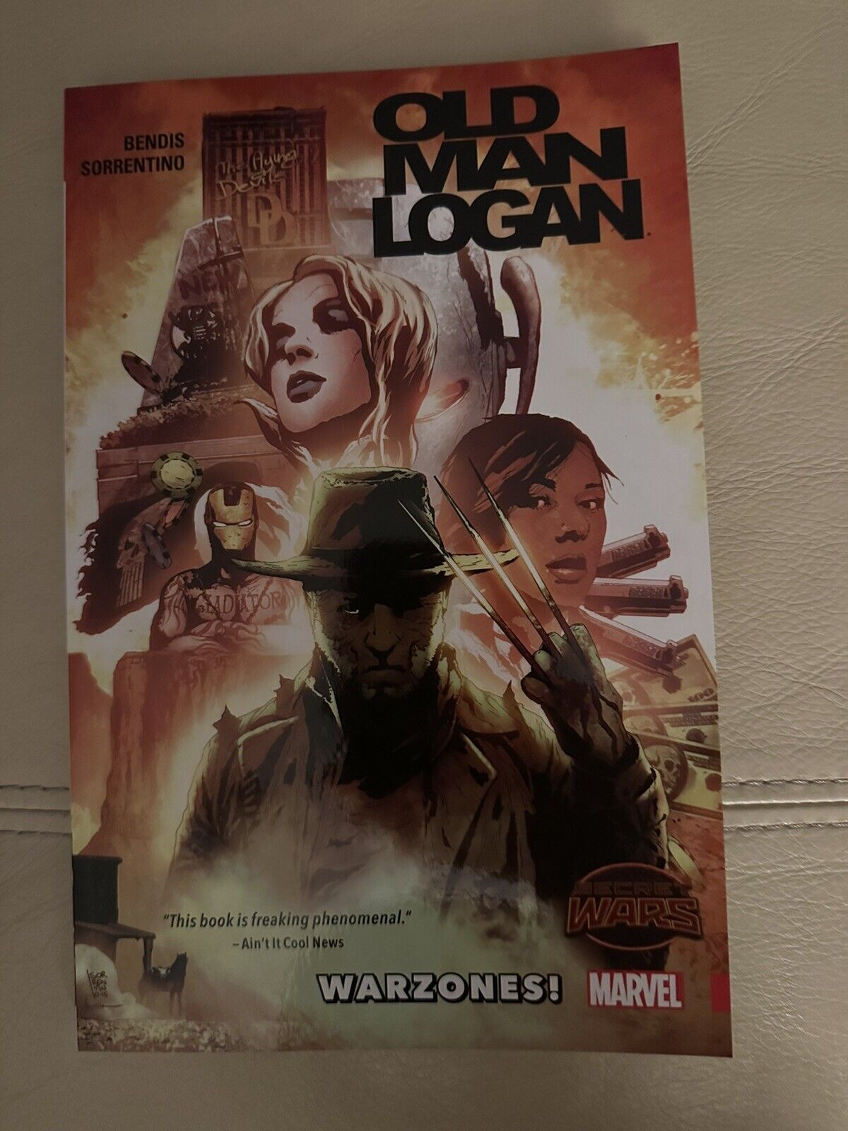Wolverine - Old Man Logan, Warzones Volume 0 - Graphic Novel TPB - Marvel RARE