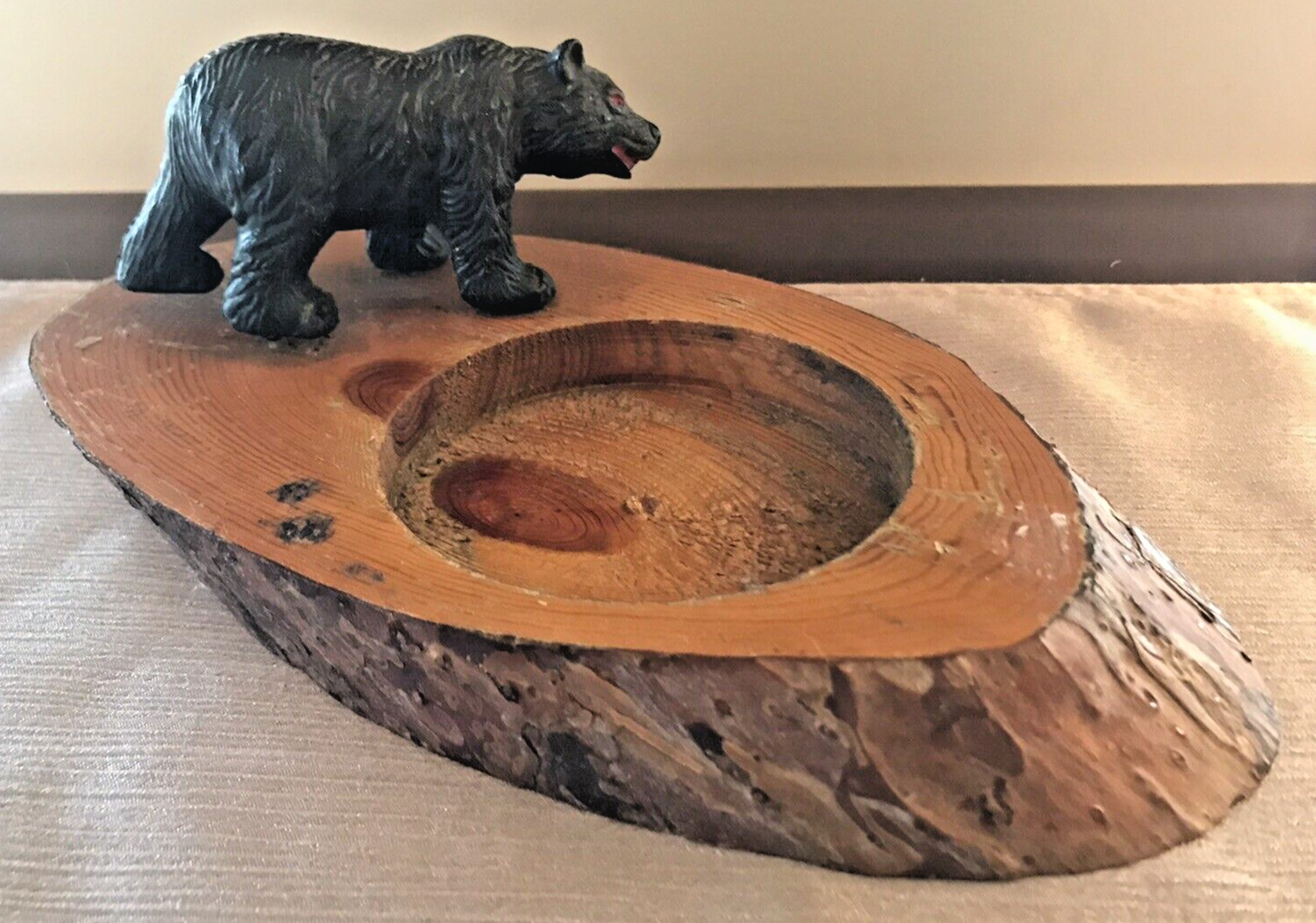 Vintage Rustic Carved Bear on Wood Slab Ashtray Holder 9-1/2\