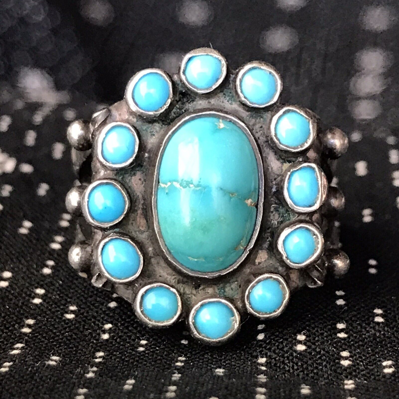 1930s Small Zuni Petit Cluster Blue Turquoise Silver Ingot Ring Old Unusual Rare