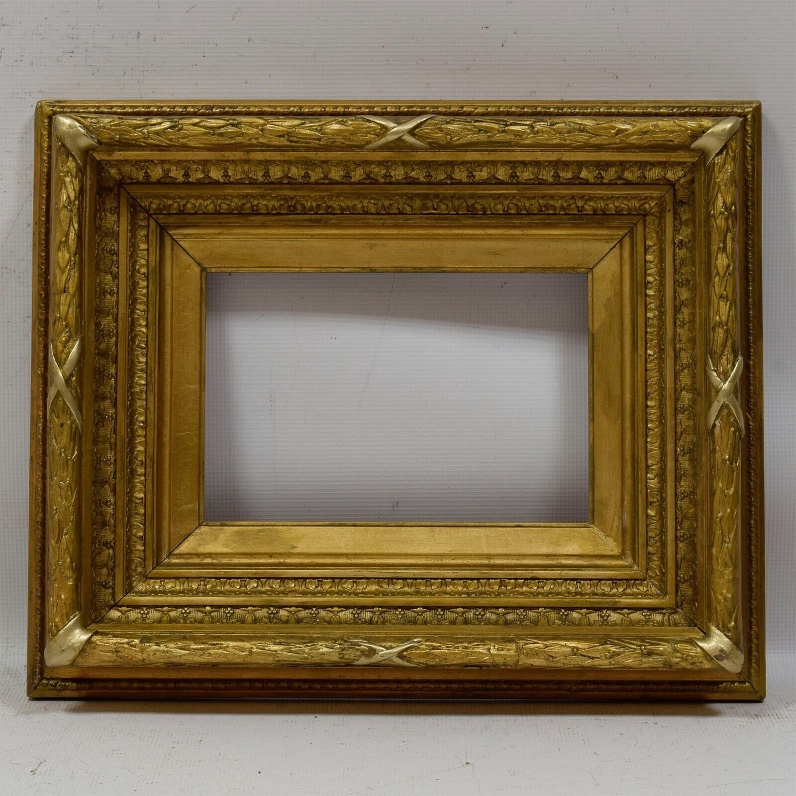 Ca. 1850-1900 Old wooden frame Original condition Internal: 10,8x7,6 in
