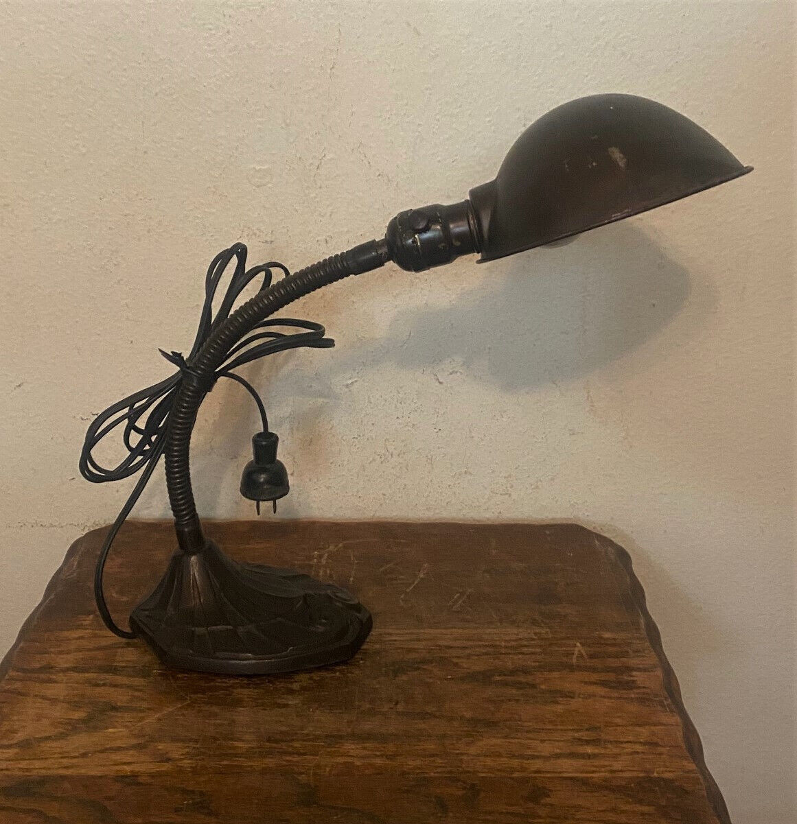Vintage FARIES Industrial Flexible Gooseneck Desk Lamp w Cast Iron Base