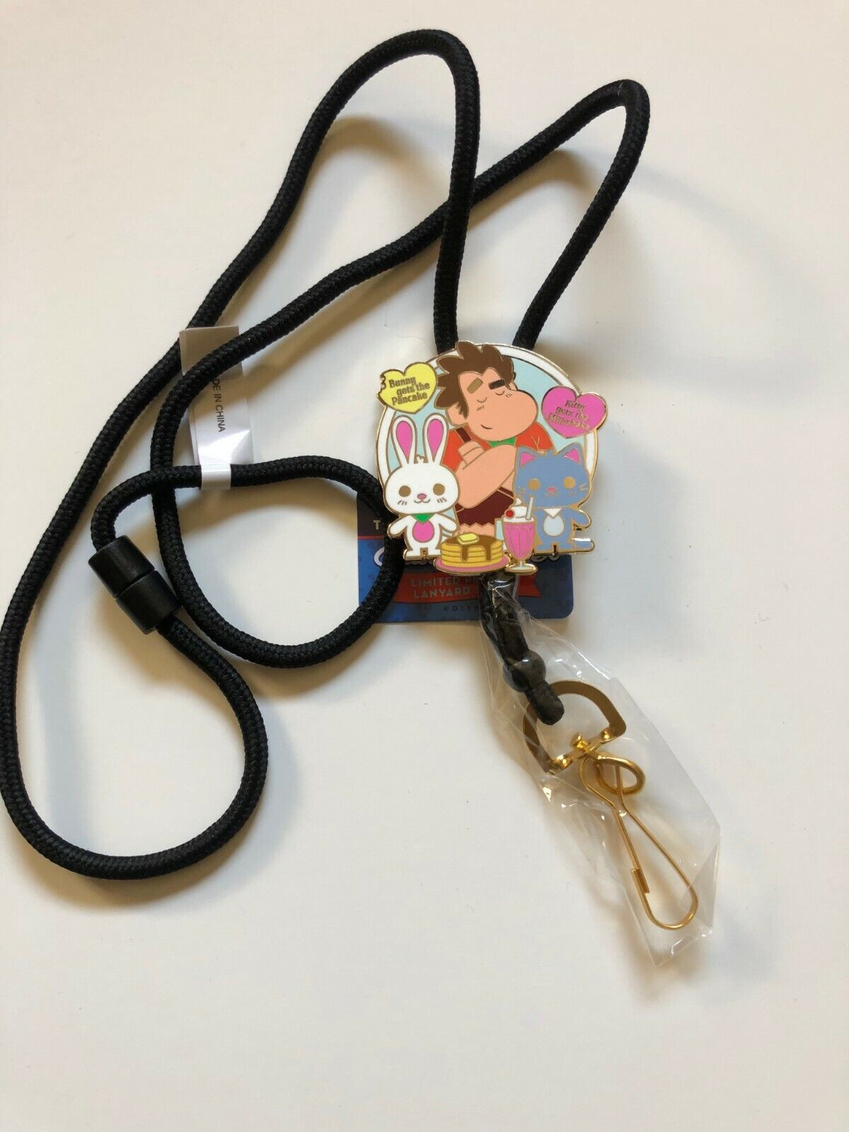 Disney DLR Cast Exclusive Bolo Lanyard Wreck it Ralph ID Tag Holder