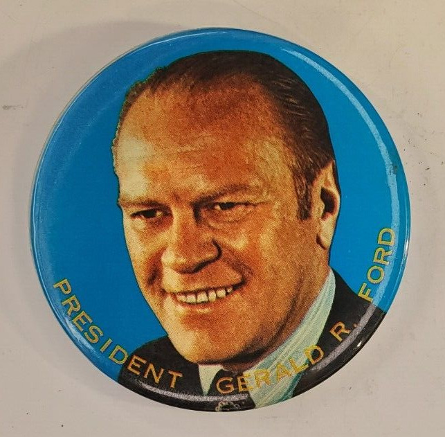 Vintage President Gerald R. Ford Campaign Pinback Button