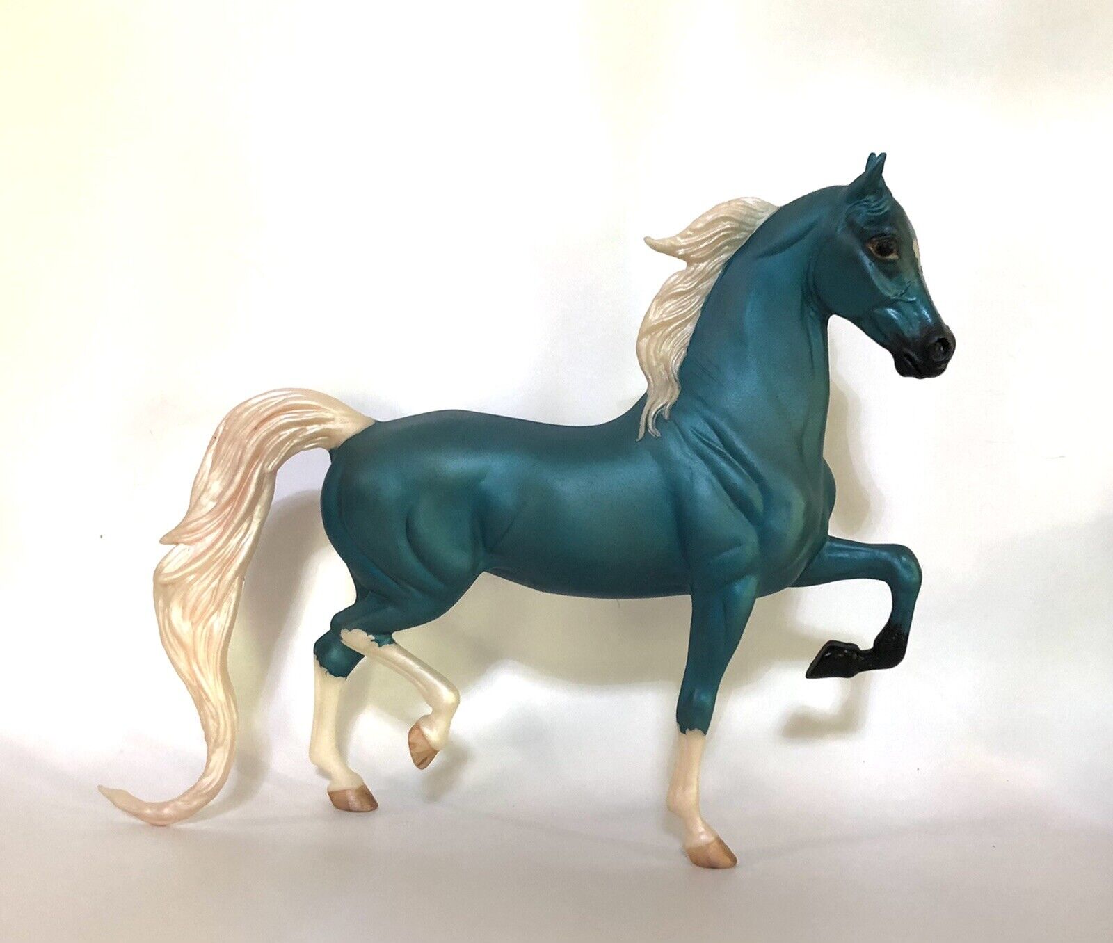 Breyer  Custom National Show Horse Teal and White Metallic