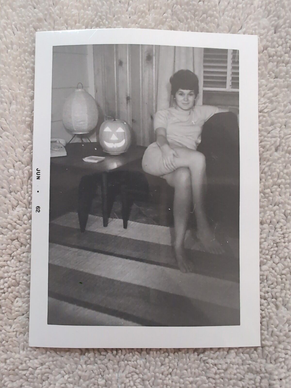 Vintage Photo 1962 Halloween 1960s Pretty Woman Jack-o-Lantern Bouffant