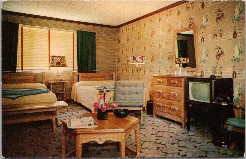 Vintage 1950s MOBILE, Alabama Postcard SPANISH RANCH MOTEL Room Interior View