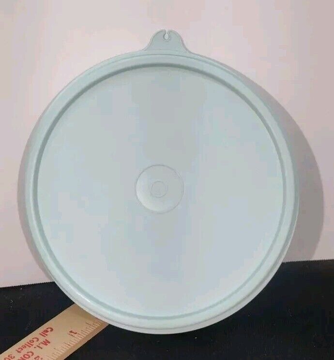 Vtg Tupperware Replacement C tab Lid/Seal 227 Mint Cool LIGHT Blue
