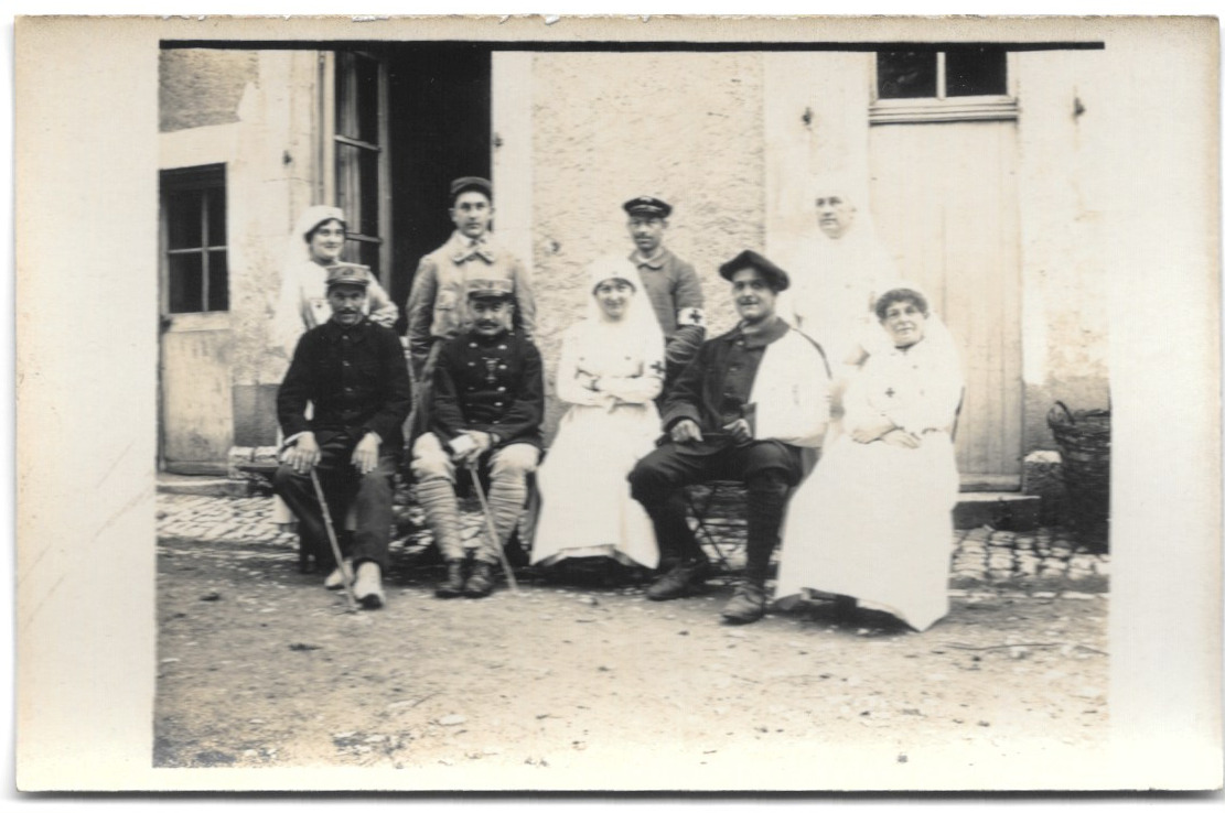 CPA Photo WW1 1914-1918 Military and Caregivers Hospital Cosne-sur-Loire #2