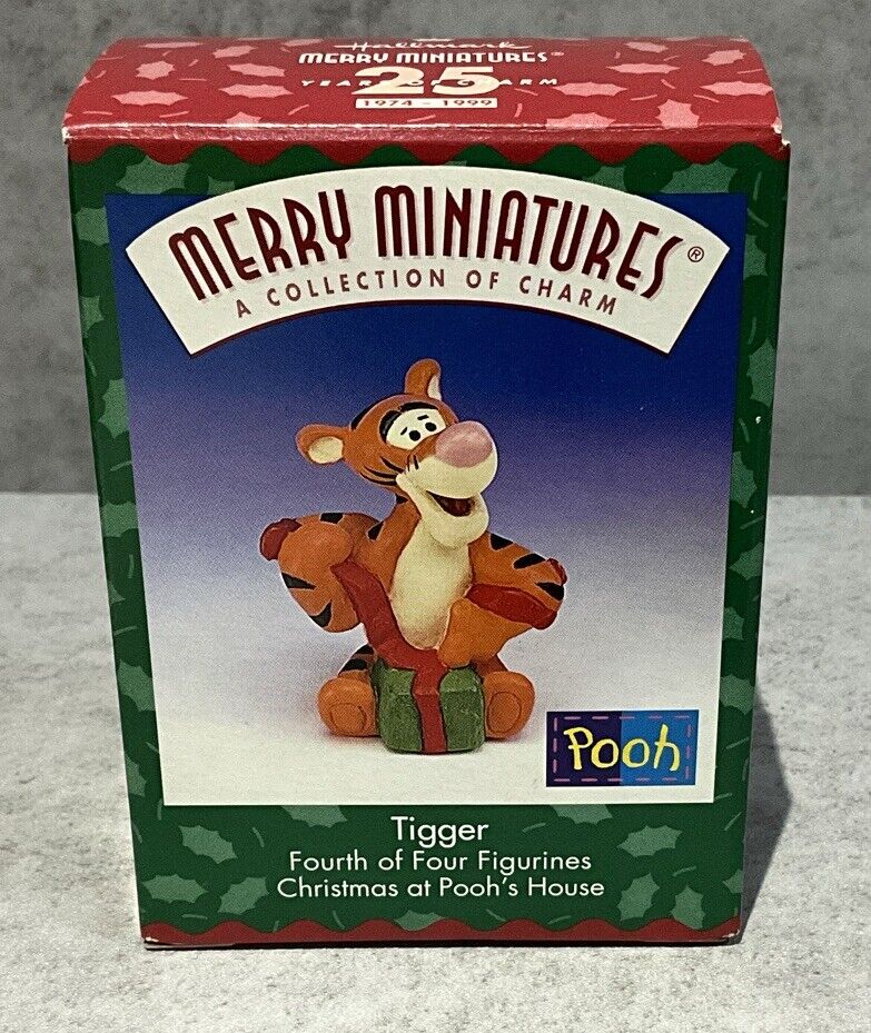 Hallmark 1999 Disney Merry Miniatures Tigger Christmas At Pooh\'s House