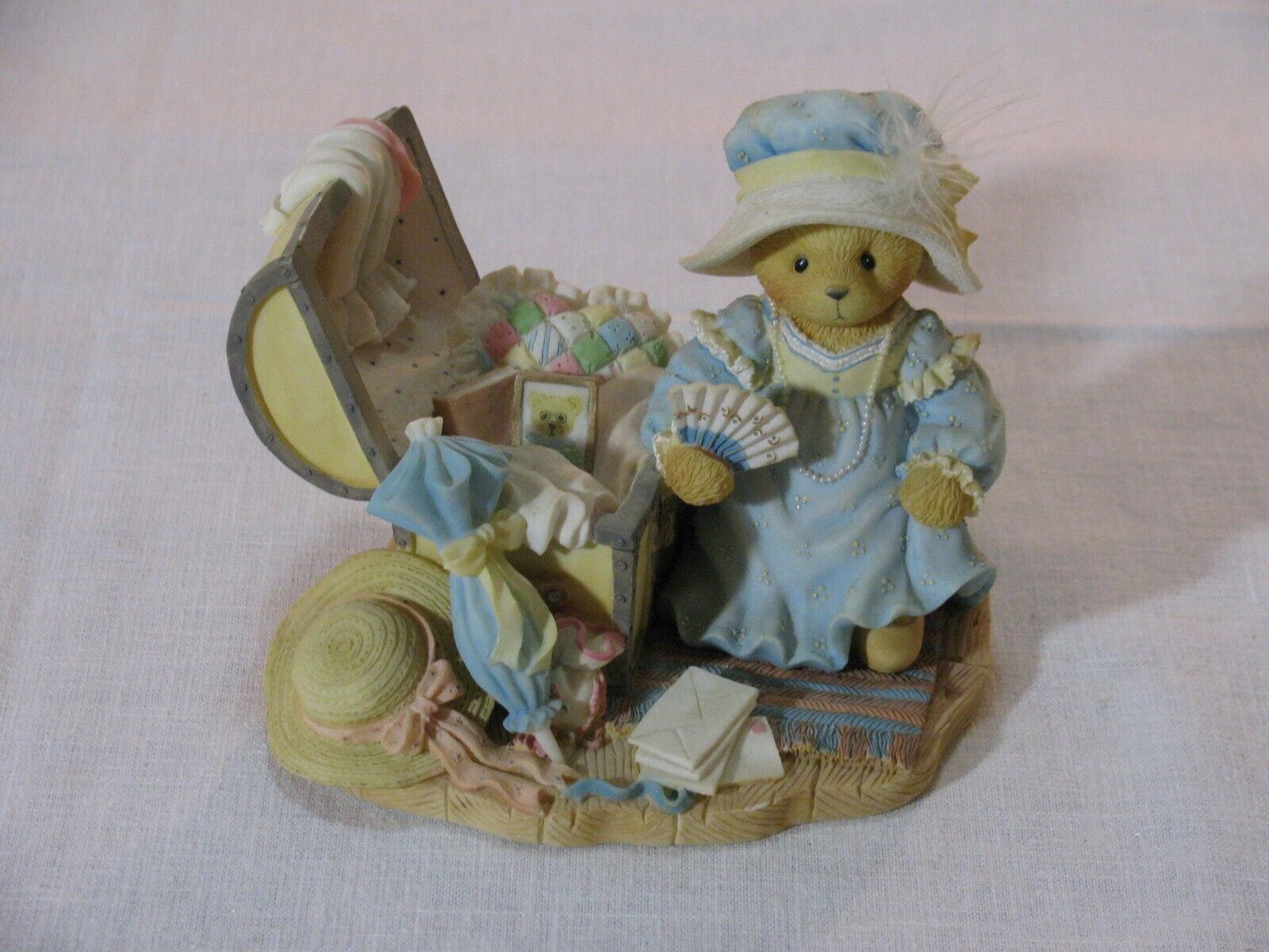 Vtg Cherished Teddies Kaitlyn Old Treasures Ltd Ed Figurine 302600, 1997