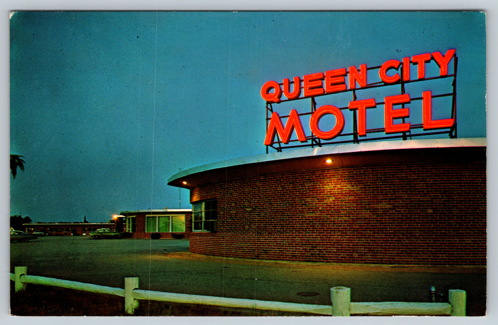 c1960s Queen City Motel Manchester New Hampshire Vintage Postcard
