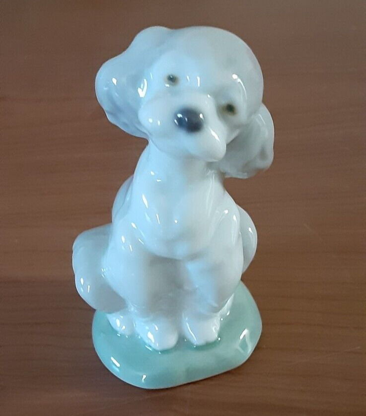 Lladro A Friend For Life Poodle Puppy Dog Society 2000 Porcelain Figurine