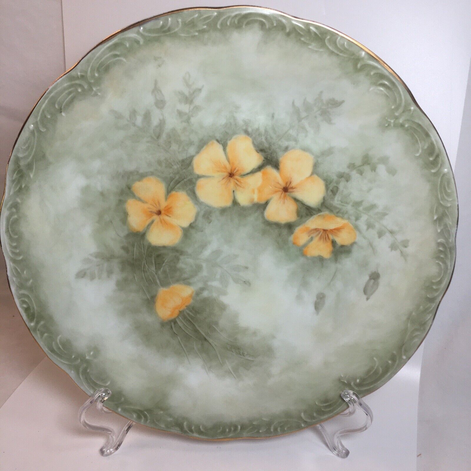 Fritz Signed Scalloped Plate 10 1/2\