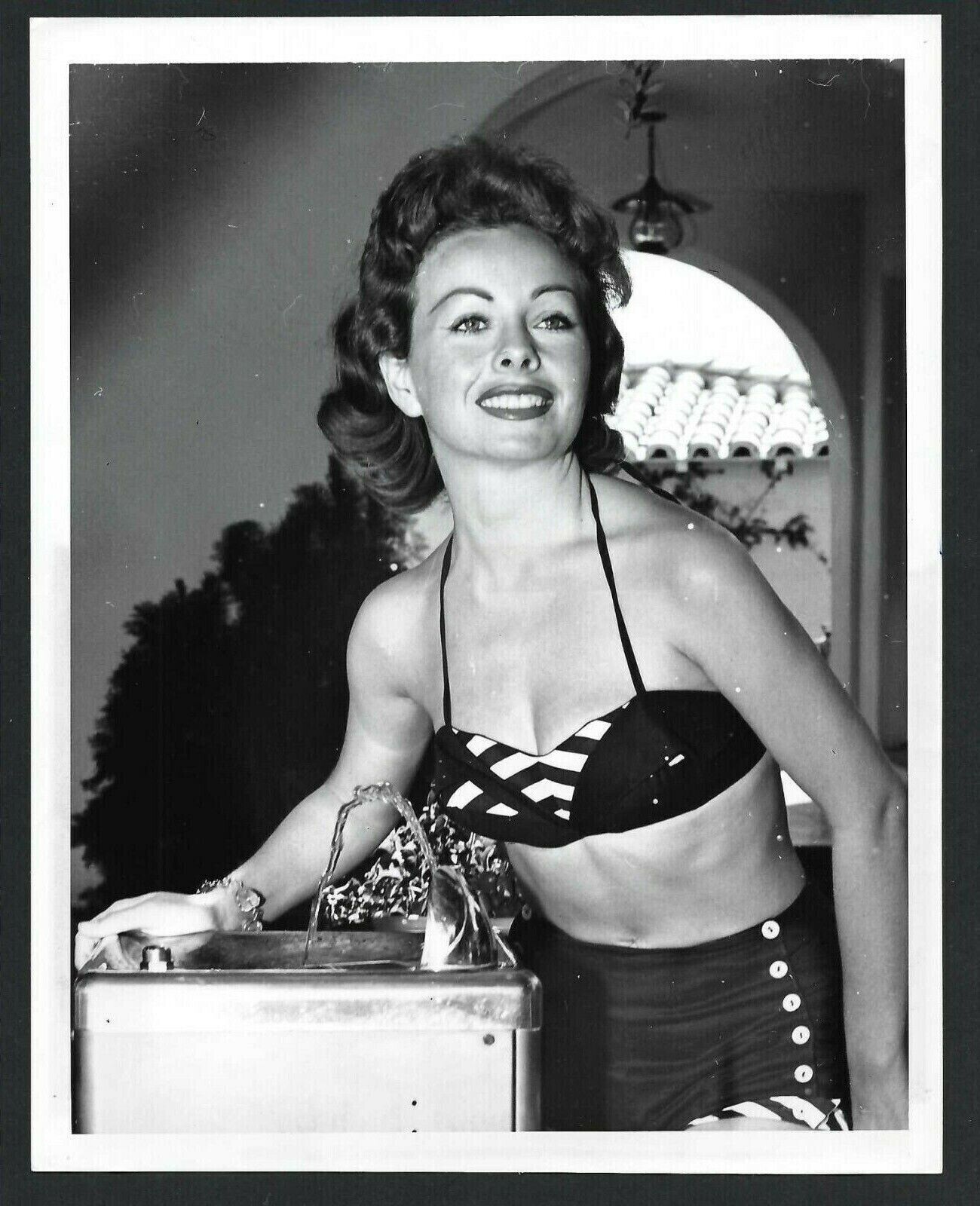 BEAUTY JEANNE CRAIN ACTRESS VINTAGE 1955 SEXY ORIGINAL PHOTO