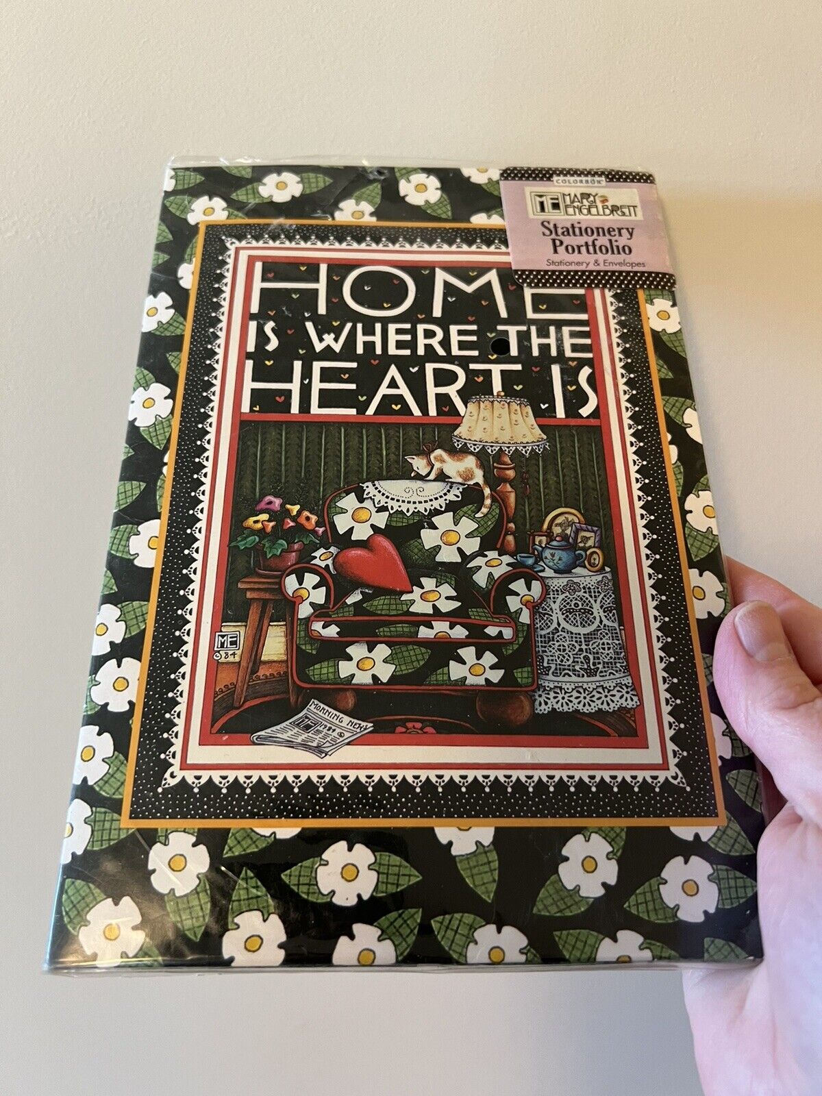 Mary Engelbreit Stationery Portfolio ME Colorbok Home Is Where The Heart Is 2005