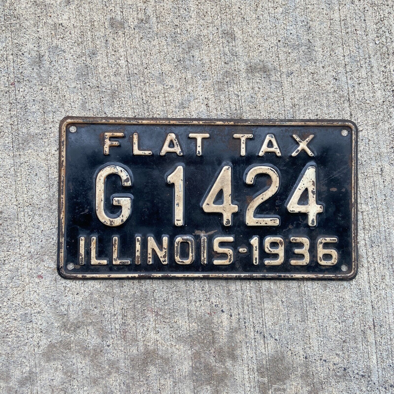 1936 Illinois Truck FLAT TAX License Plate G 1424 Garage Auto 20000 lbs