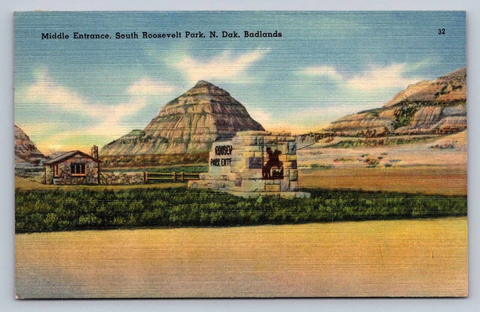 Postcard North Dakota Badlands Roosevelt Park South Entrance Linen 1944  G339