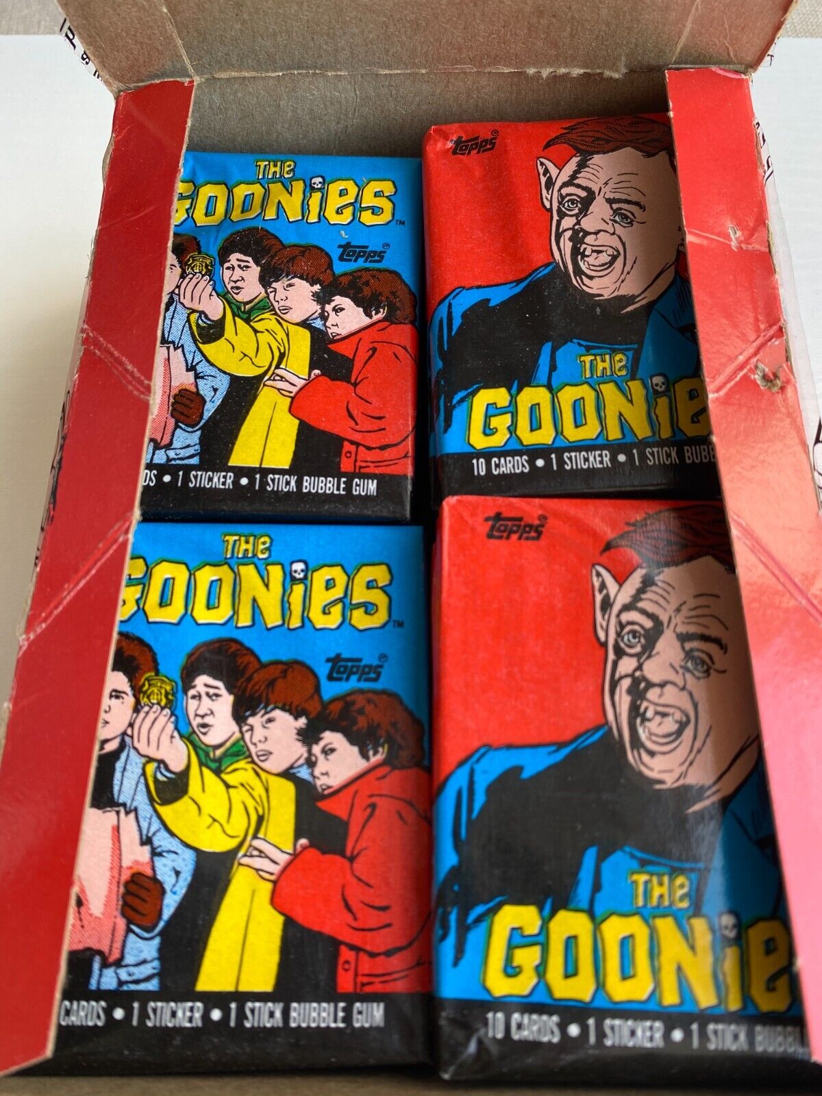 1985 TOPPS The Goonies Sealed Trading Card Wax (1) Pack from  SEALED BBCE BOX