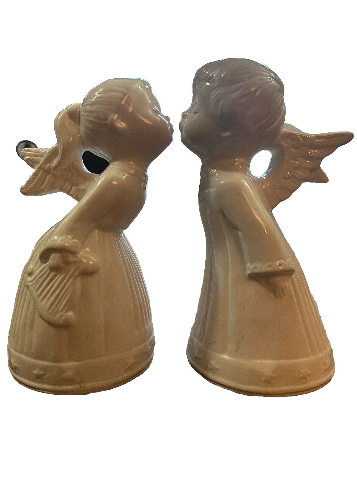  Vintage PR Figurines “A Pair Of Angels Kissing” 7.5” Tall 