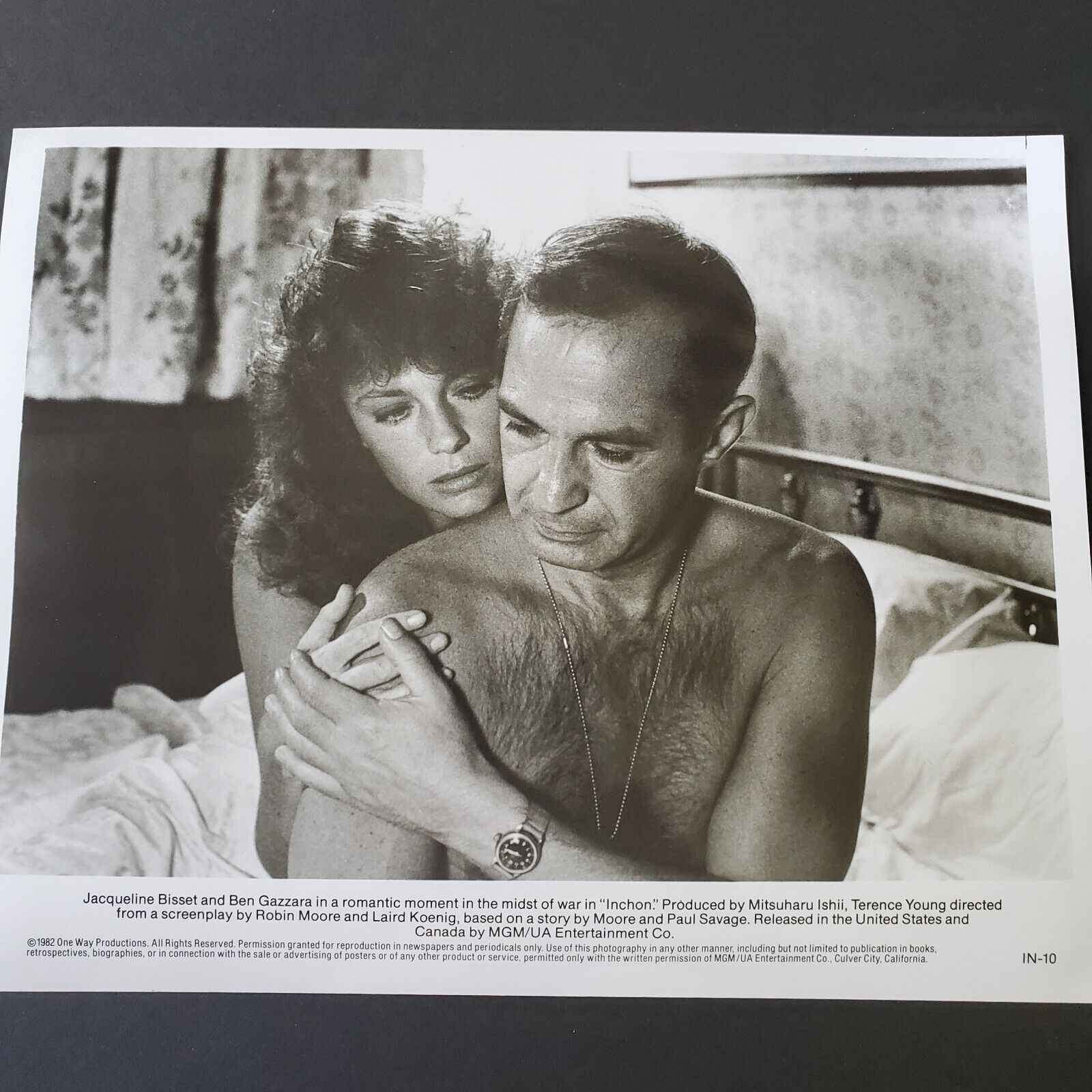 1982 MGM/UA Movie Photo 8x10 Inchon Jacqueline Bisset Ben Gazzara Ishii IN-10 BW