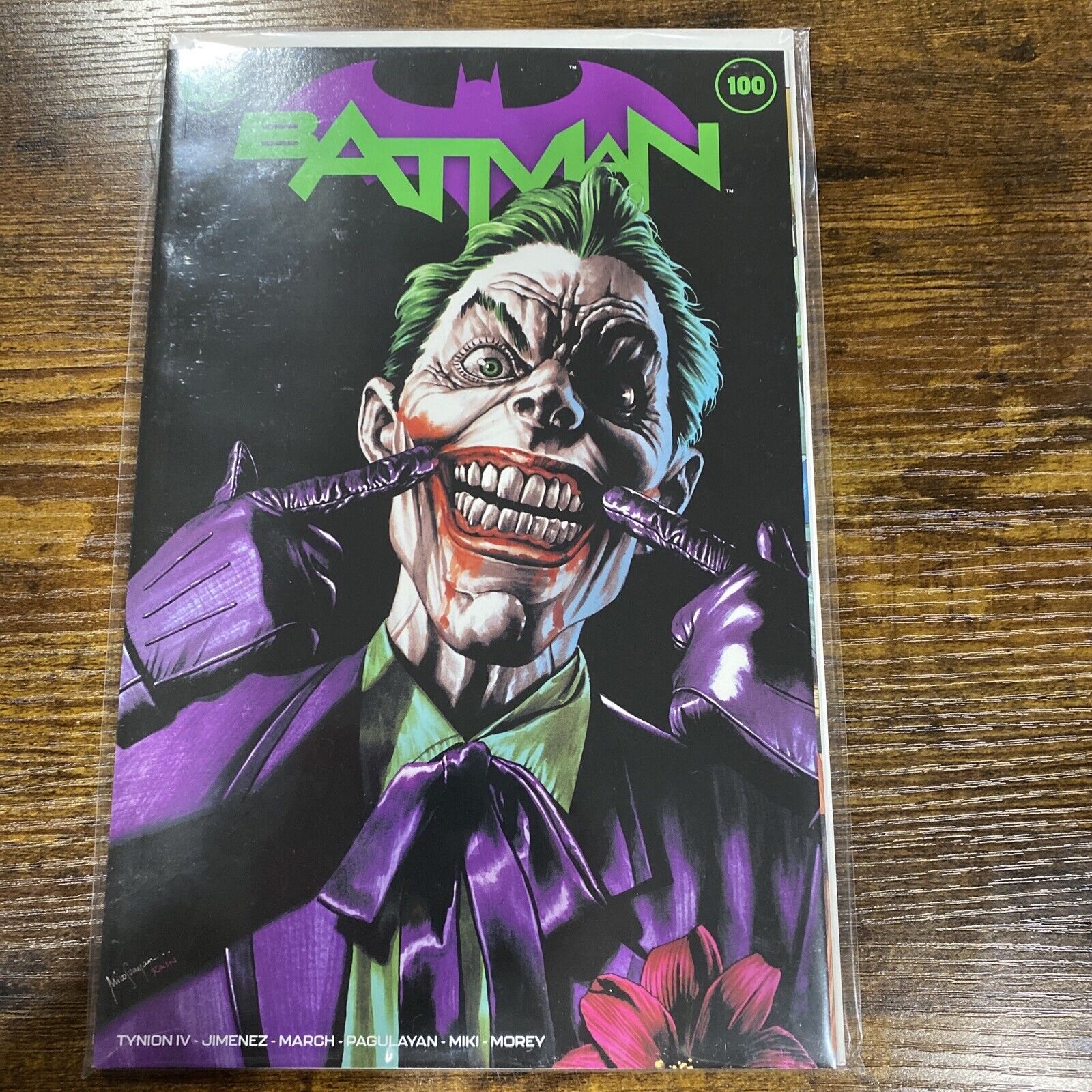 BATMAN #100 * NM+ * MICO SUAYAN Exclusive Trade Color Variant Ghost-Maker Joker