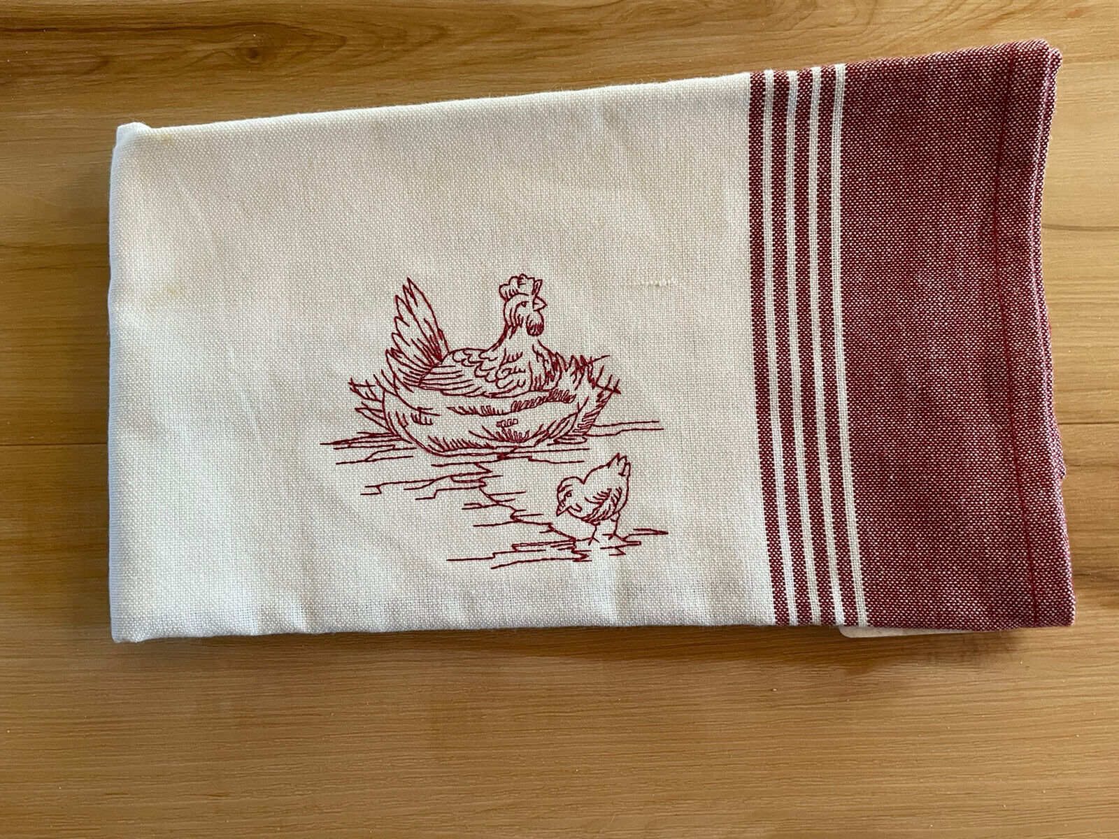 Dunroven House McLeod Country  Red & White Chicken & Chick Kitchen Towel